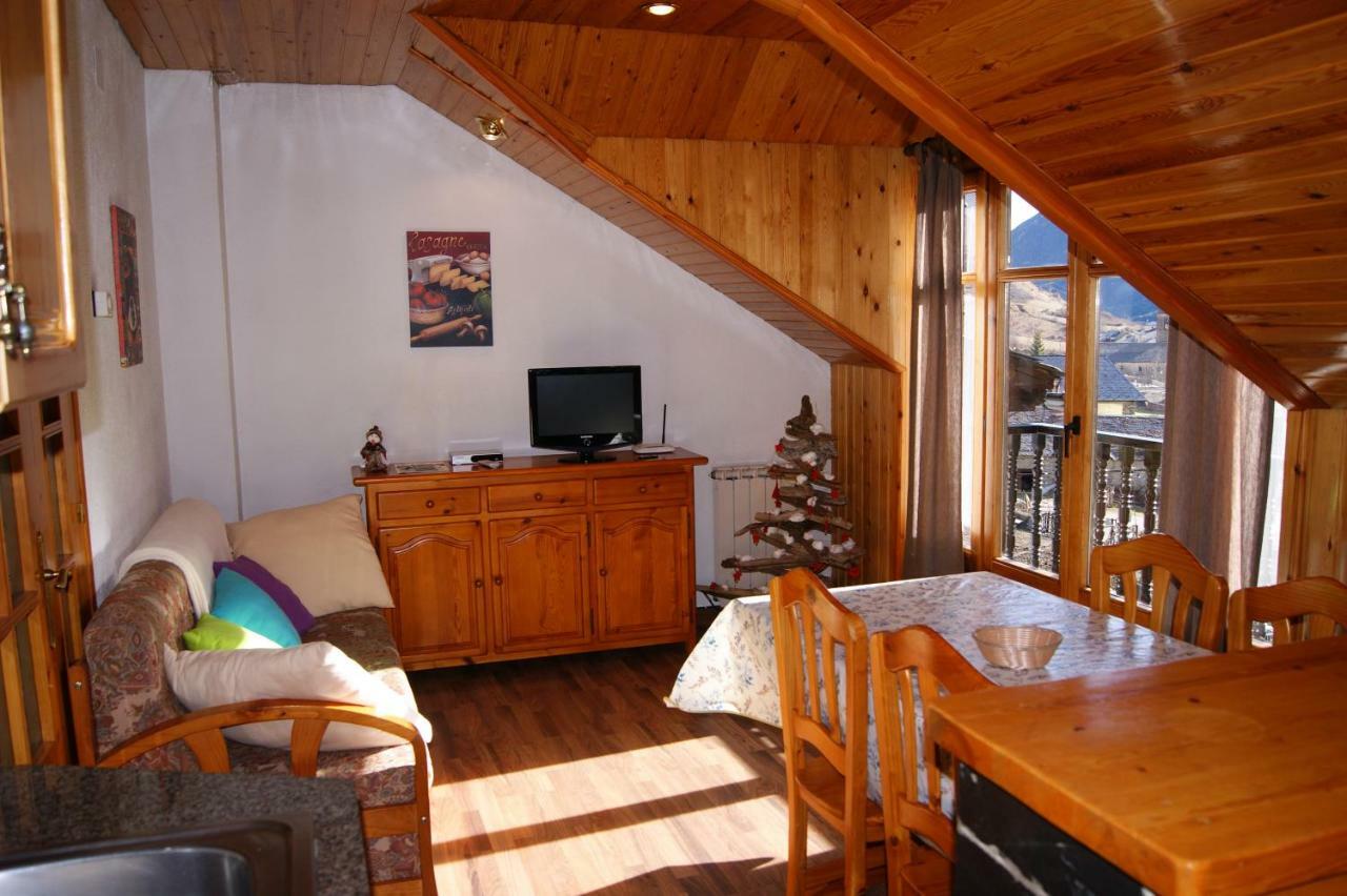 Apartaments Pont Romànic Espot Extérieur photo