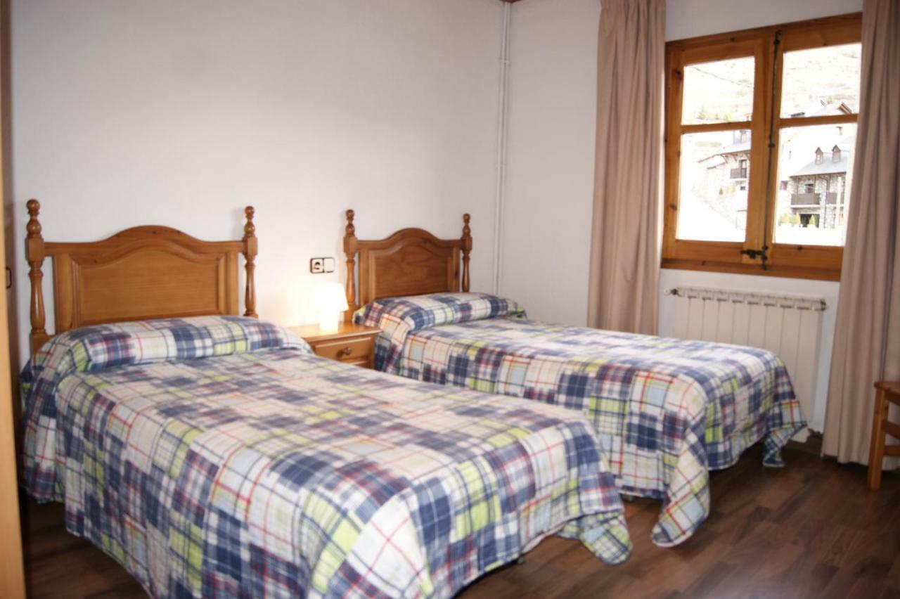 Apartaments Pont Romànic Espot Extérieur photo