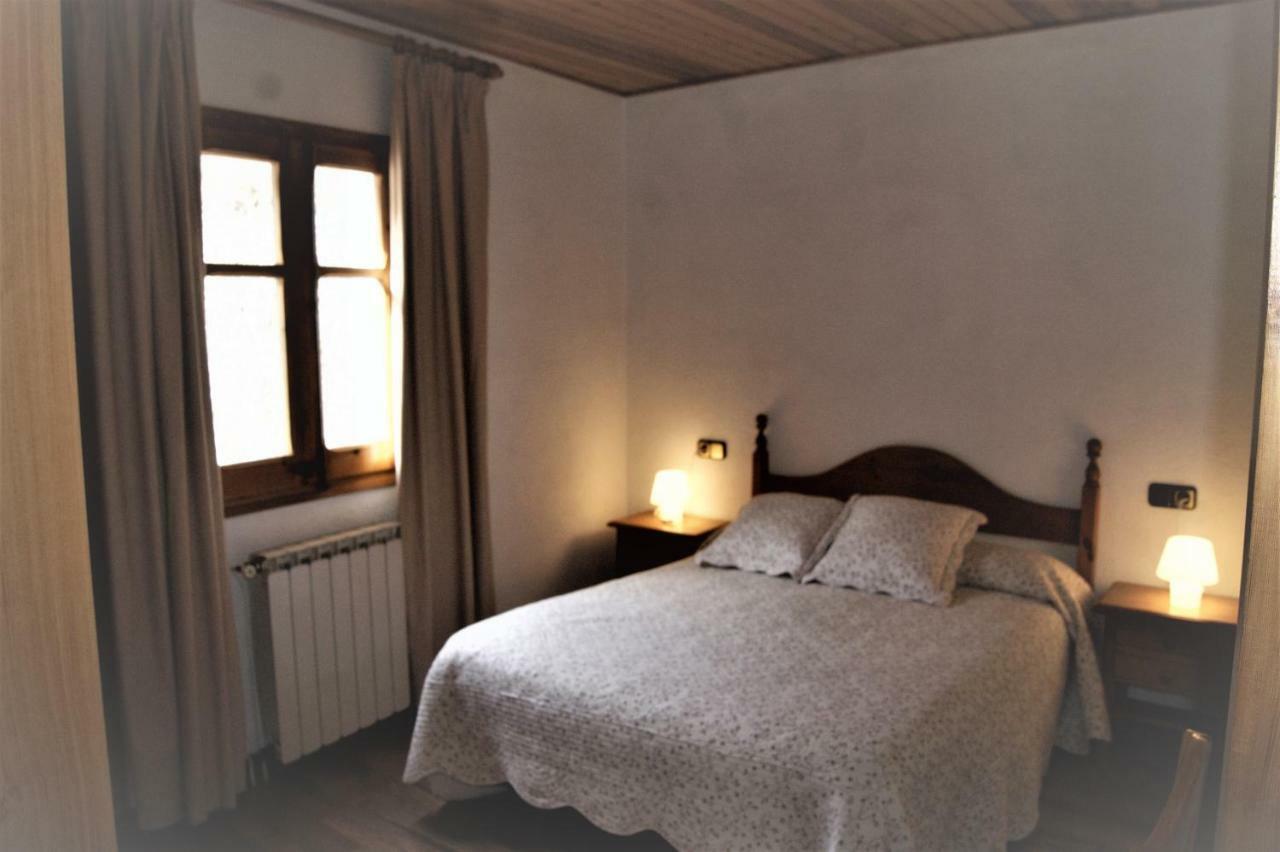 Apartaments Pont Romànic Espot Extérieur photo
